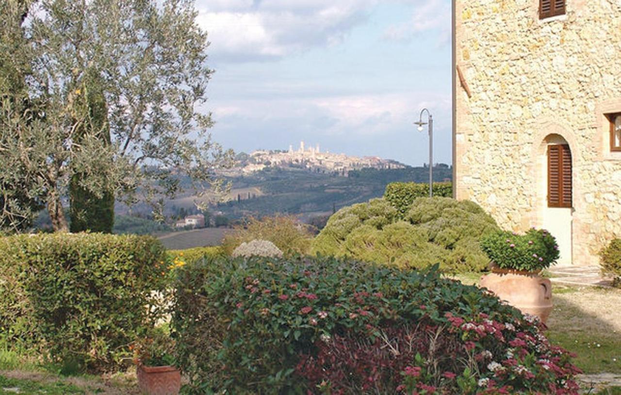 Agriturismo Fattoria Il Piano - Appartamento Stalla - Сан-Джиминьяно Экстерьер фото